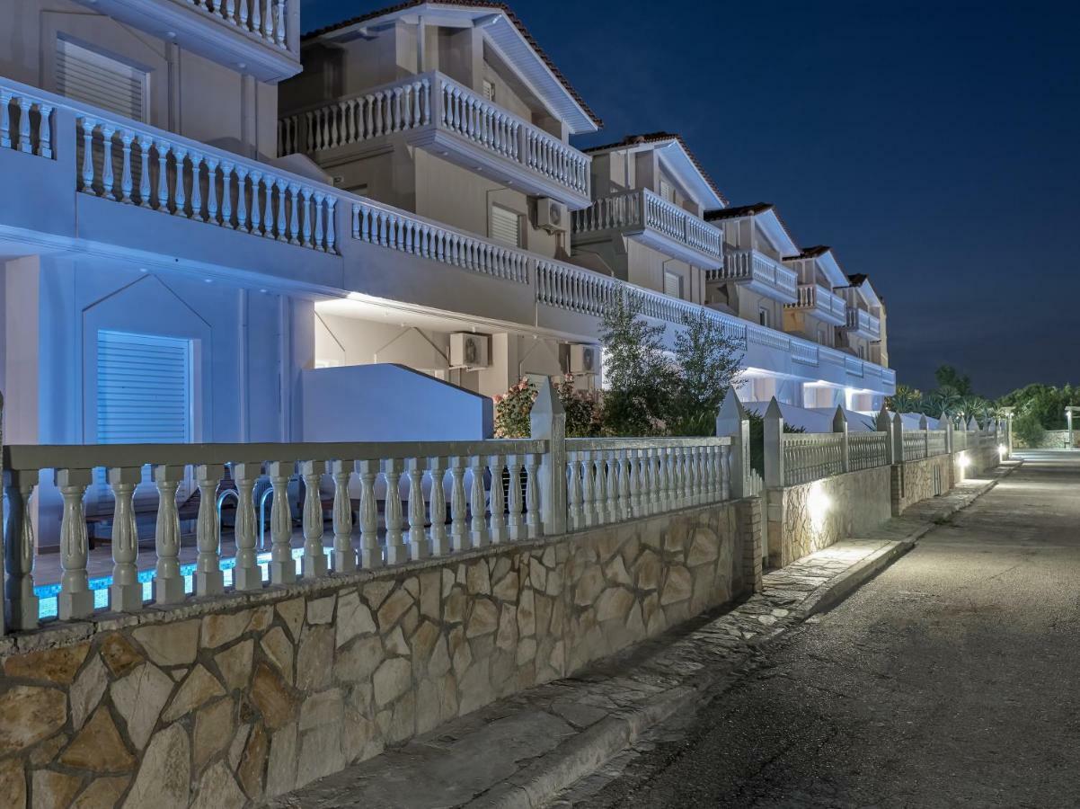 Three Graces Complex * Laganas